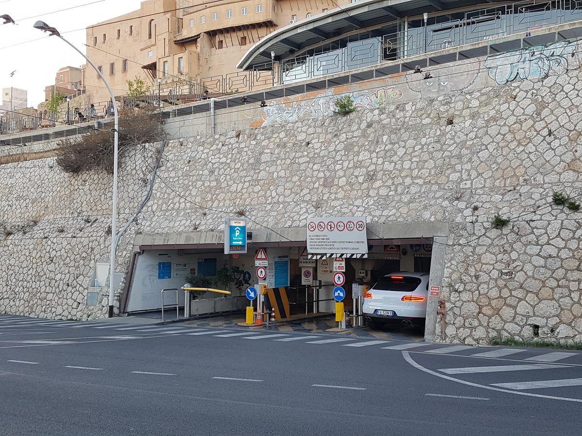 Al Bastione Di Cagliari Hotel Ngoại thất bức ảnh
